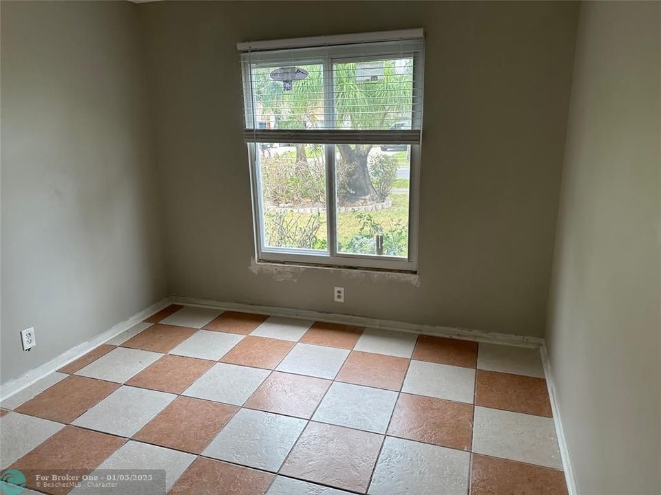 For Rent: $3,400 (3 beds, 2 baths, 1166 Square Feet)