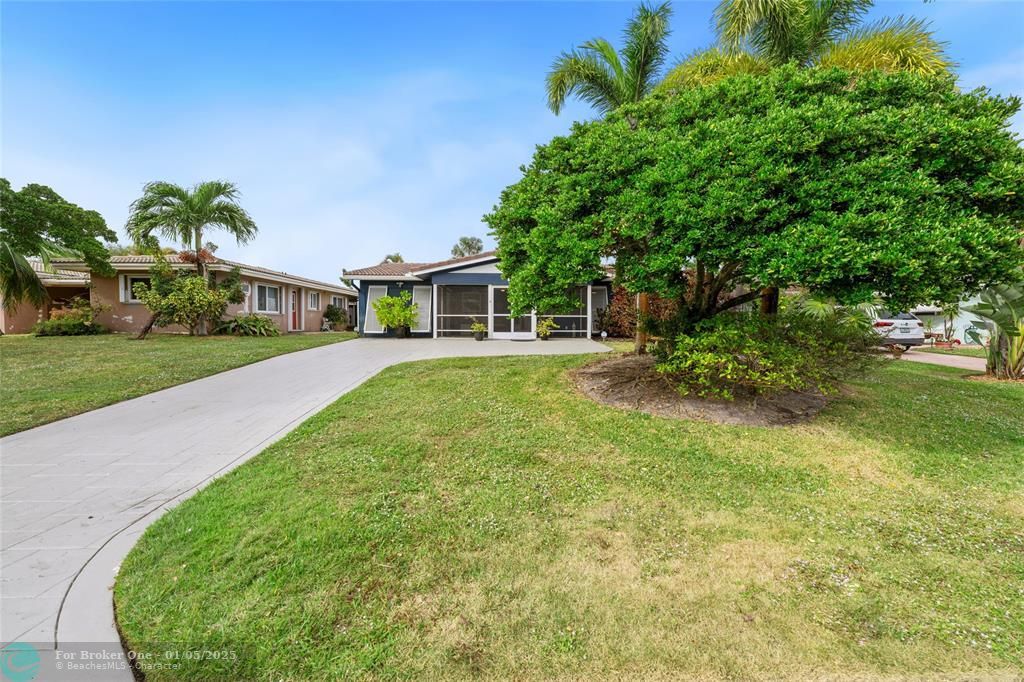 For Sale: $749,000 (3 beds, 2 baths, 1510 Square Feet)