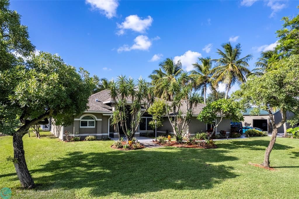 For Sale: $2,095,000 (4 beds, 3 baths, 2380 Square Feet)