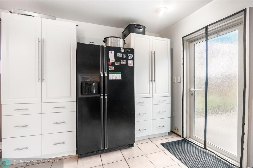 For Sale: $475,000 (3 beds, 1 baths, 1628 Square Feet)