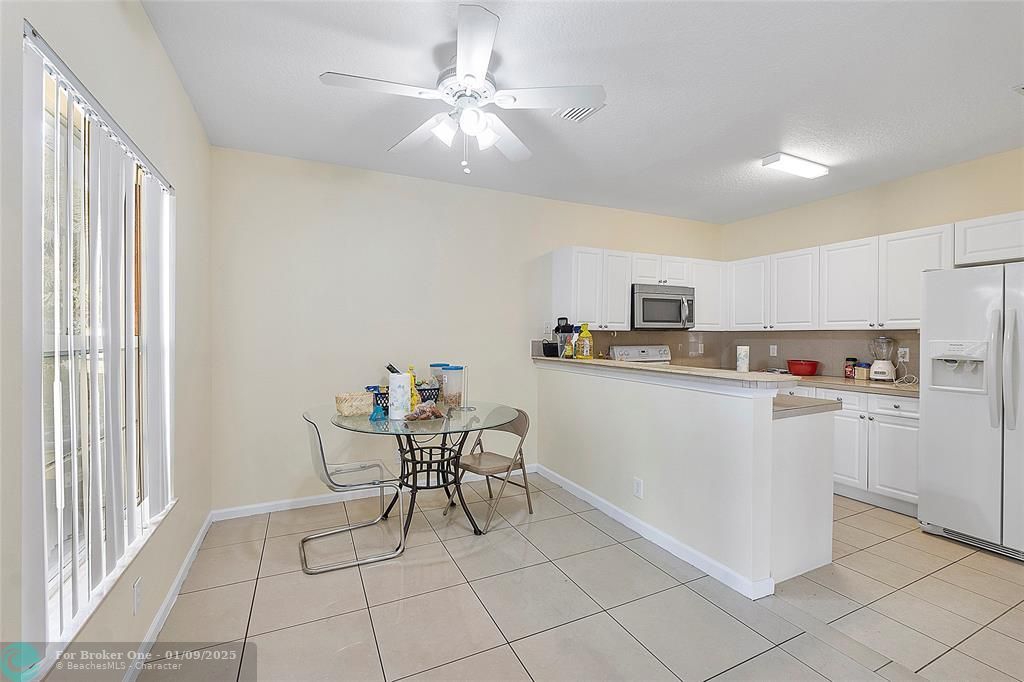 For Sale: $340,000 (3 beds, 2 baths, 1315 Square Feet)