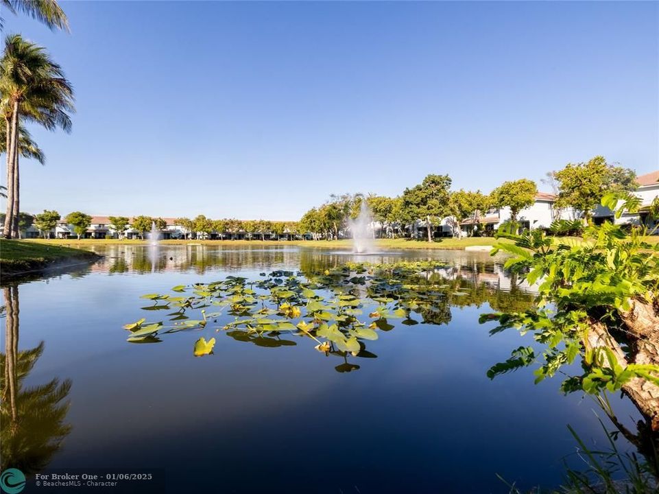 For Sale: $276,000 (3 beds, 2 baths, 1259 Square Feet)