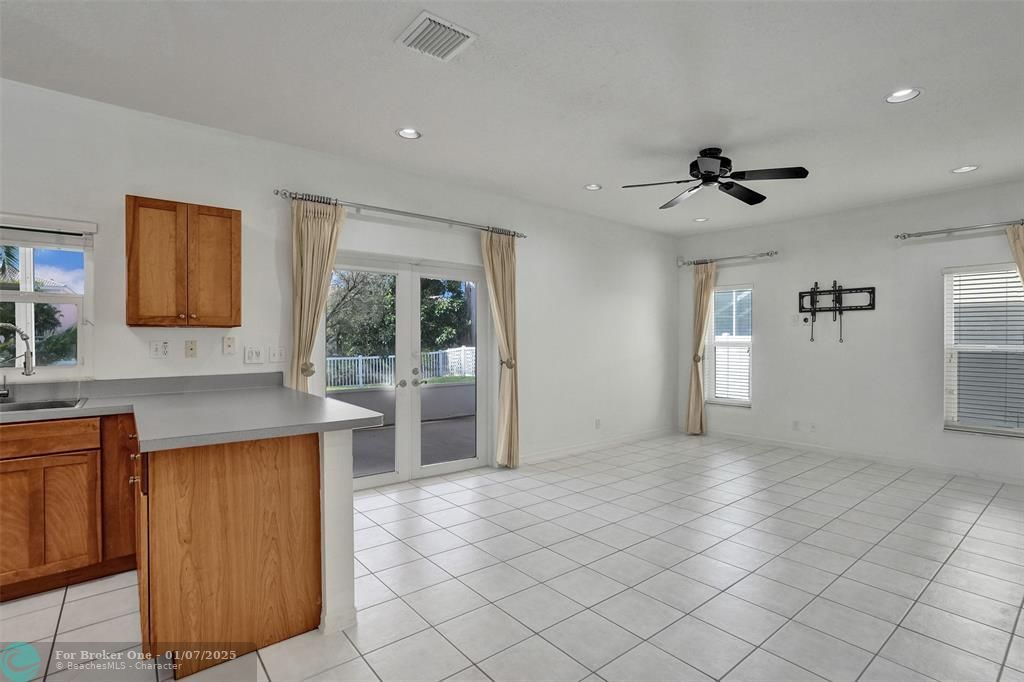 For Rent: $3,400 (3 beds, 2 baths, 2109 Square Feet)