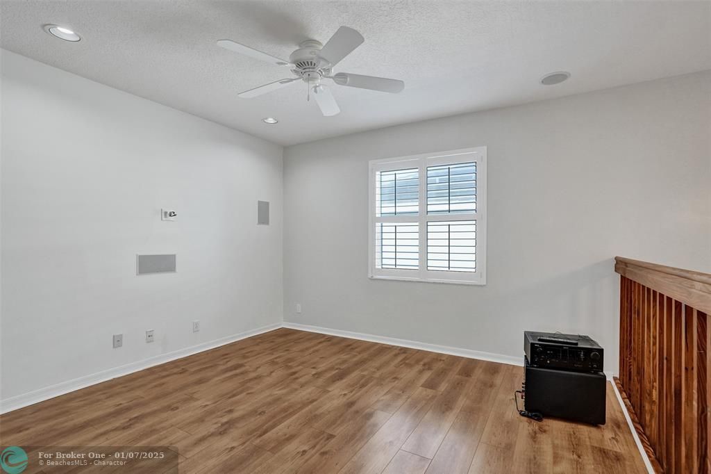 For Rent: $3,400 (3 beds, 2 baths, 2109 Square Feet)