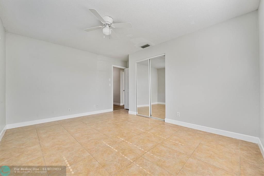 For Rent: $4,000 (3 beds, 2 baths, 1827 Square Feet)