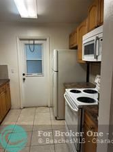 For Sale: $250,000 (2 beds, 1 baths, 850 Square Feet)