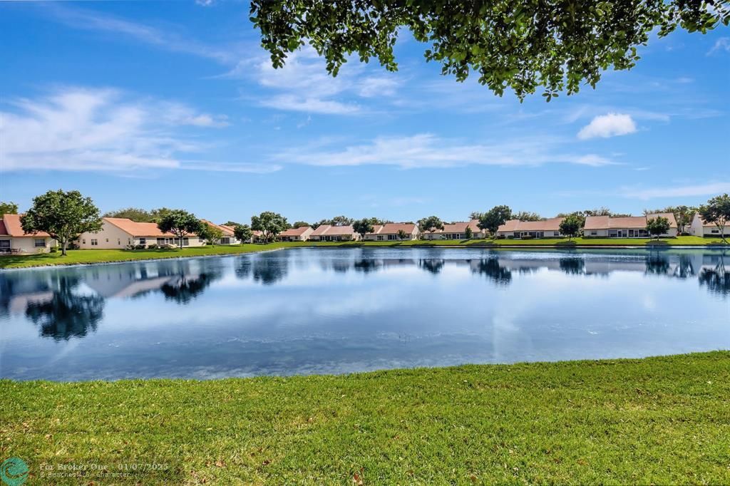 For Sale: $445,000 (3 beds, 2 baths, 1746 Square Feet)