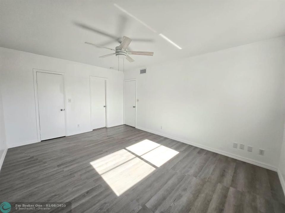 For Rent: $2,000 (2 beds, 2 baths, 1000 Square Feet)