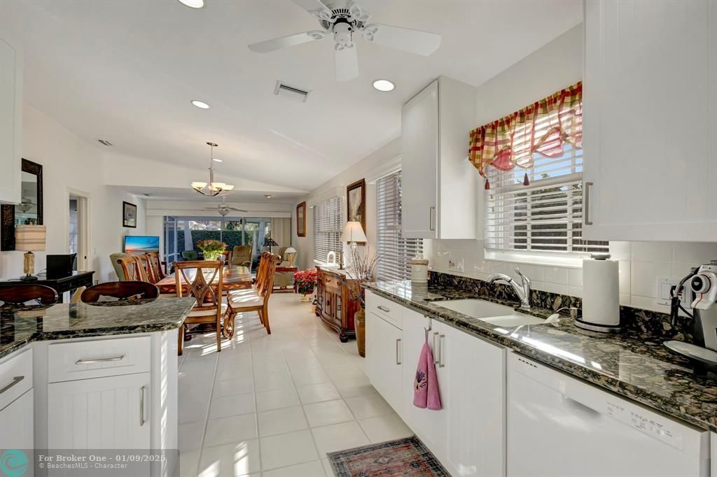 For Sale: $484,900 (2 beds, 2 baths, 1680 Square Feet)