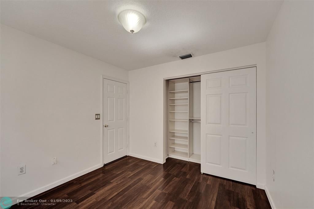 For Rent: $4,100 (3 beds, 2 baths, 1716 Square Feet)