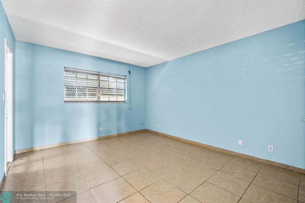 En Venta: $175,000 (1 camas, 1 baños, 670 Pies cuadrados)