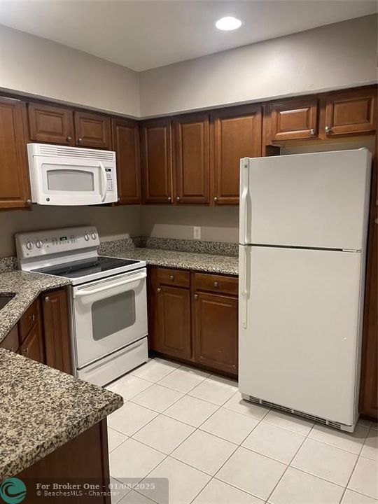 For Rent: $2,300 (2 beds, 2 baths, 1109 Square Feet)