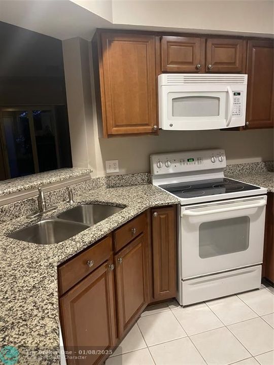 For Rent: $2,300 (2 beds, 2 baths, 1109 Square Feet)