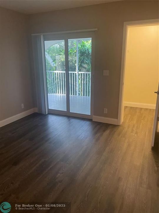 For Rent: $2,300 (2 beds, 2 baths, 1109 Square Feet)