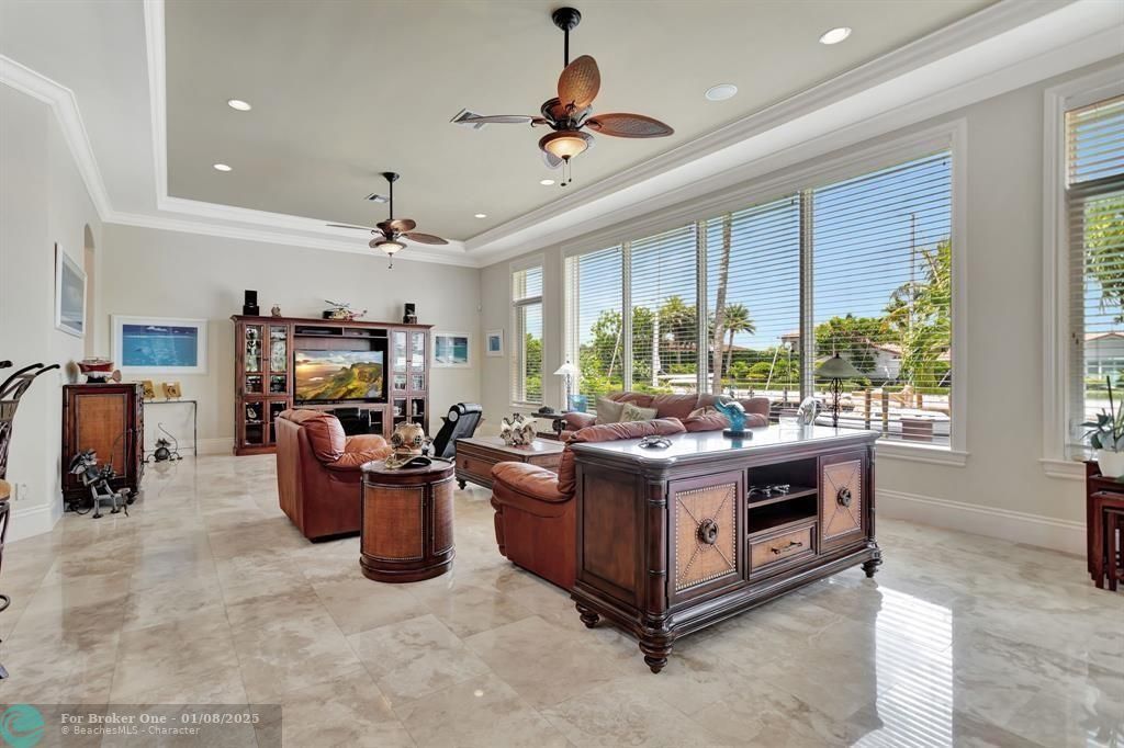 For Sale: $4,295,000 (7 beds, 4 baths, 4806 Square Feet)