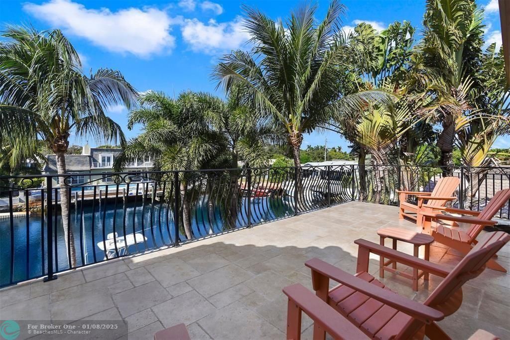 For Sale: $4,295,000 (7 beds, 4 baths, 4806 Square Feet)