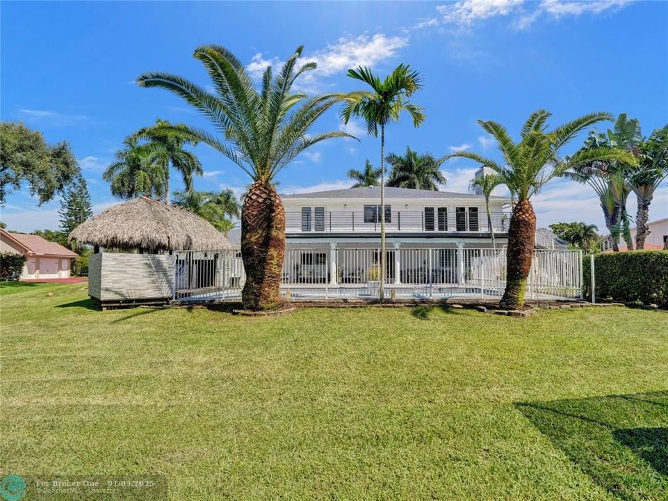 En Venta: $2,299,900 (6 camas, 5 baños, 5215 Pies cuadrados)