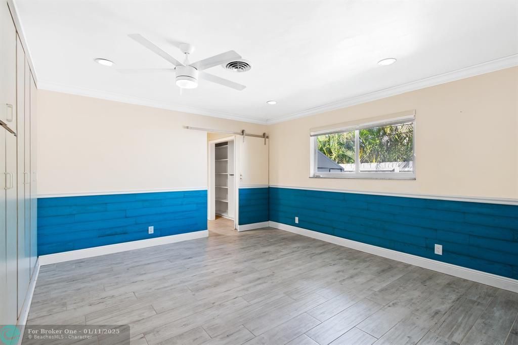 For Sale: $880,000 (3 beds, 2 baths, 2447 Square Feet)