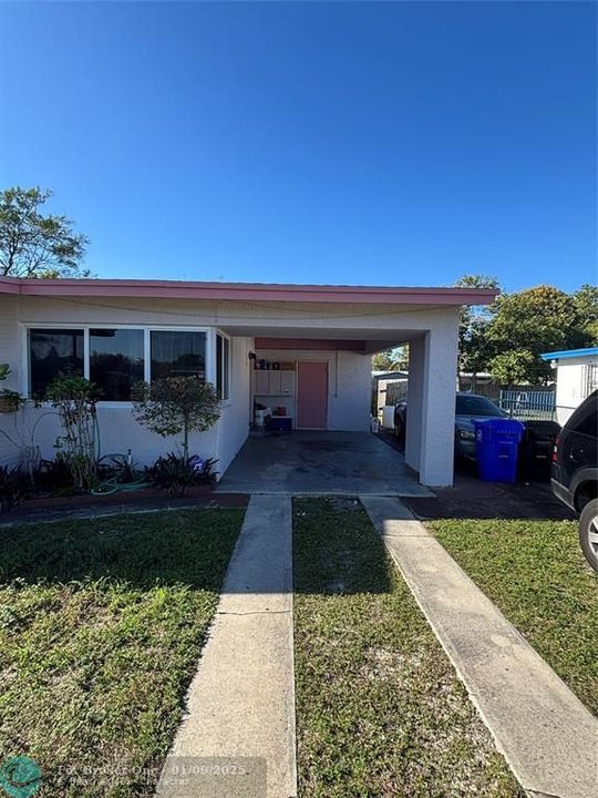 For Sale: $409,000 (3 beds, 2 baths, 1090 Square Feet)