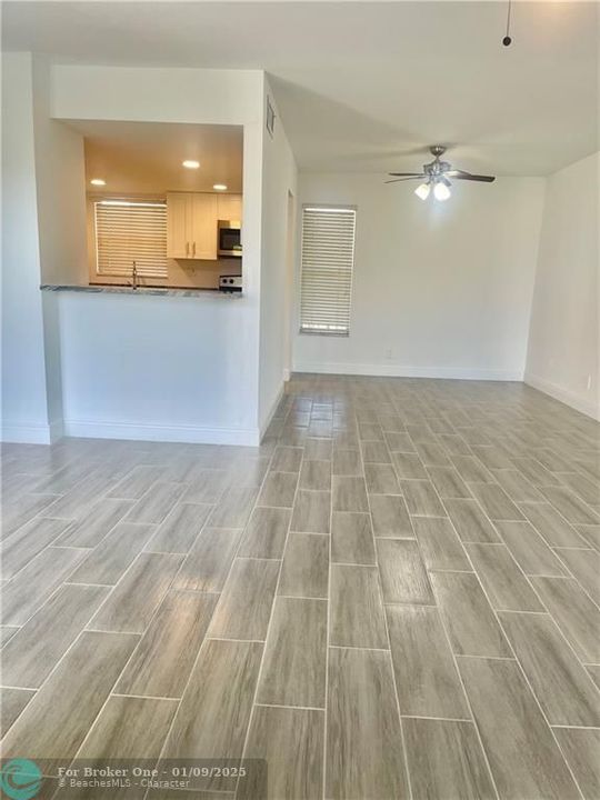 For Rent: $2,600 (3 beds, 2 baths, 1275 Square Feet)