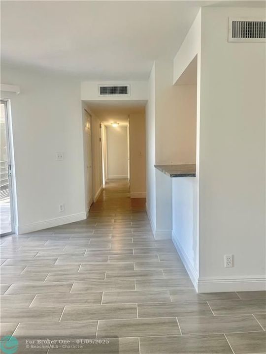 For Rent: $2,600 (3 beds, 2 baths, 1275 Square Feet)