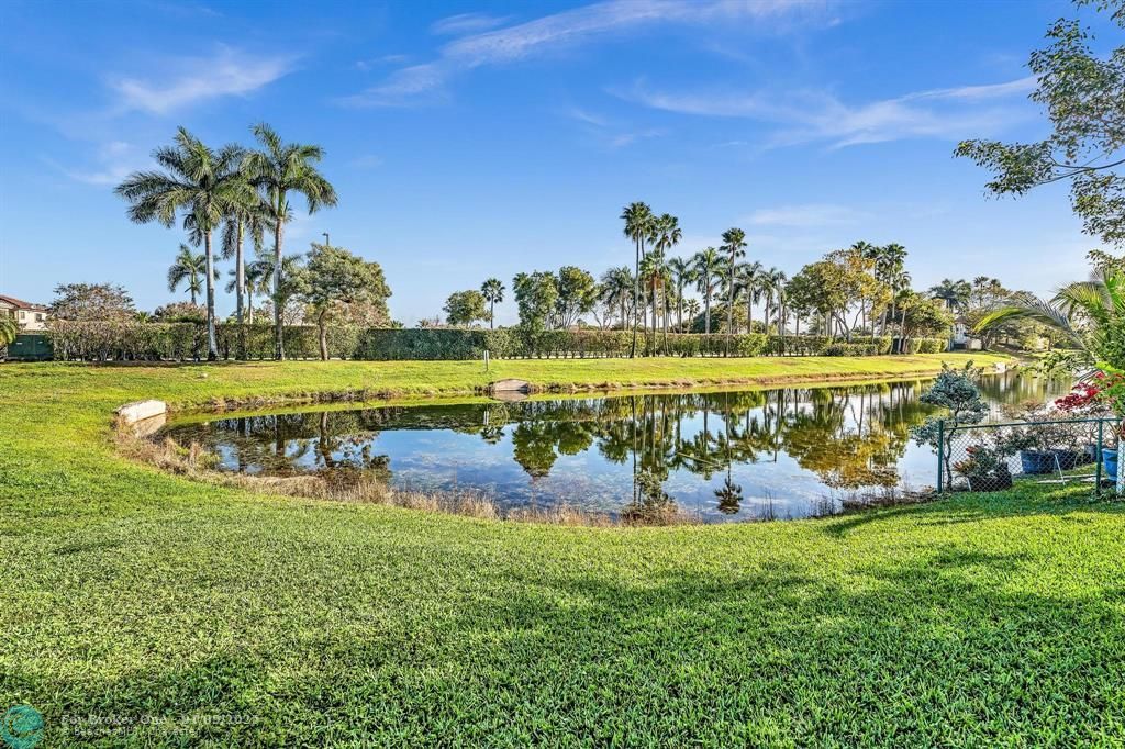 For Sale: $820,000 (4 beds, 2 baths, 2497 Square Feet)