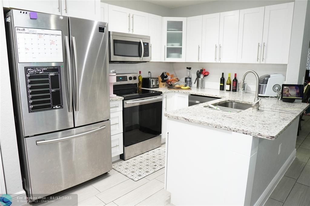 For Sale: $384,900 (3 beds, 2 baths, 1440 Square Feet)