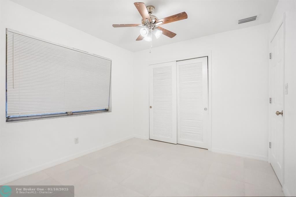 For Rent: $3,100 (2 beds, 1 baths, 1062 Square Feet)