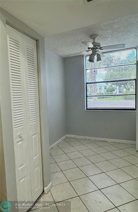 For Sale: $171,000 (2 beds, 2 baths, 1000 Square Feet)