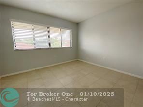 For Sale: $239,900 (2 beds, 2 baths, 858 Square Feet)