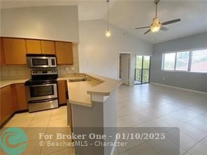 For Sale: $239,900 (2 beds, 2 baths, 858 Square Feet)