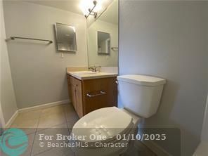 For Sale: $239,900 (2 beds, 2 baths, 858 Square Feet)