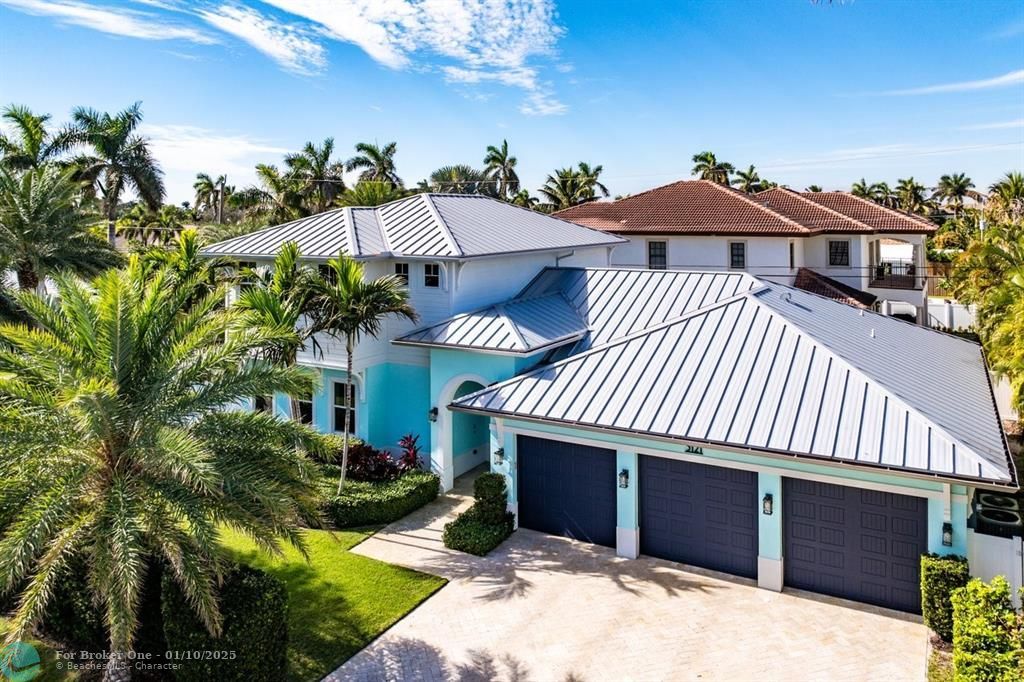 For Sale: $1,998,900 (3 beds, 2 baths, 2920 Square Feet)