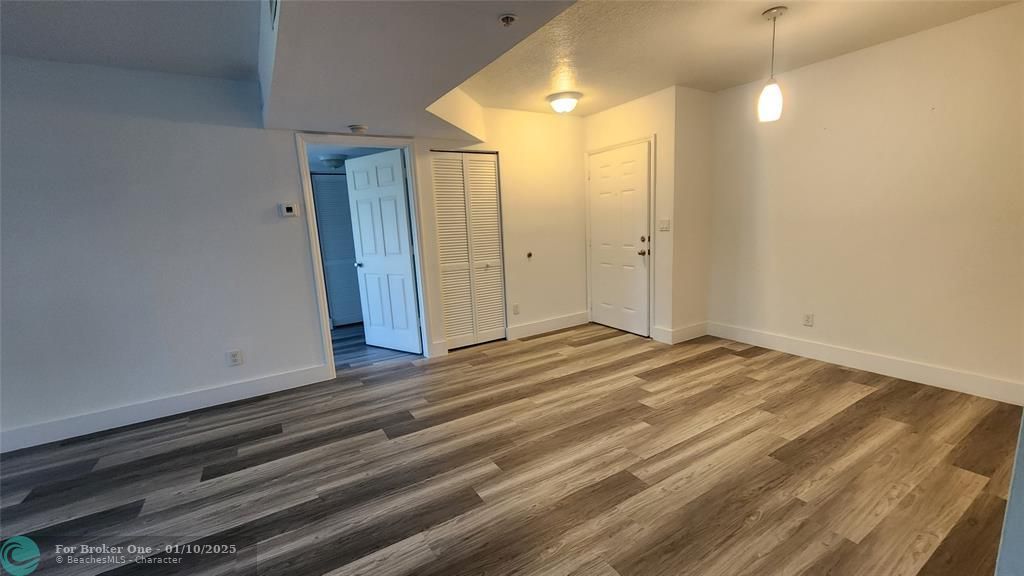 For Rent: $2,600 (2 beds, 2 baths, 1150 Square Feet)