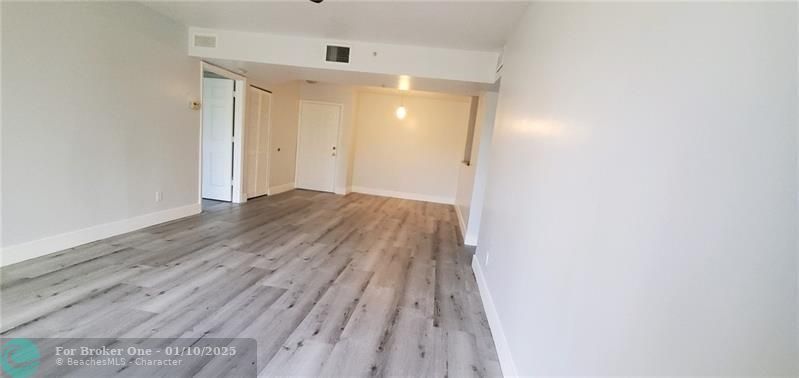 For Rent: $2,600 (2 beds, 2 baths, 1150 Square Feet)