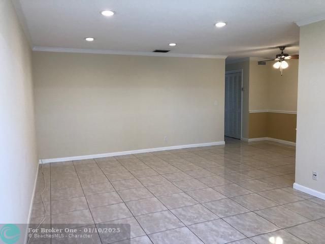 For Rent: $1,750 (1 beds, 1 baths, 11340 Square Feet)