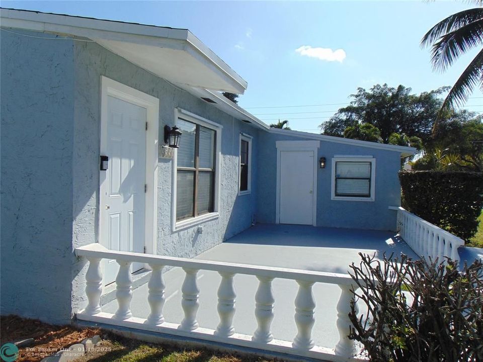 For Sale: $440,000 (3 beds, 2 baths, 1140 Square Feet)