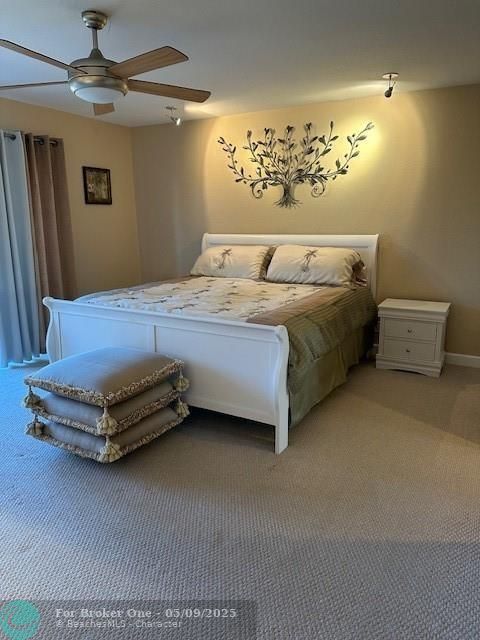 En Venta: $689,000 (2 camas, 2 baños, 2168 Pies cuadrados)