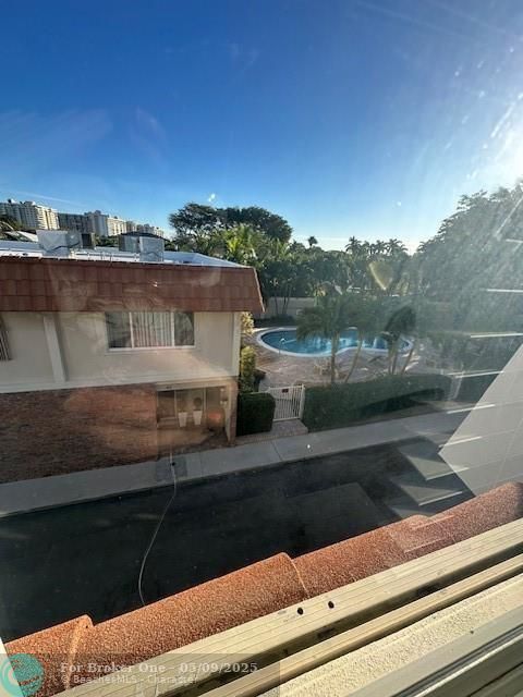 En Venta: $689,000 (2 camas, 2 baños, 2168 Pies cuadrados)