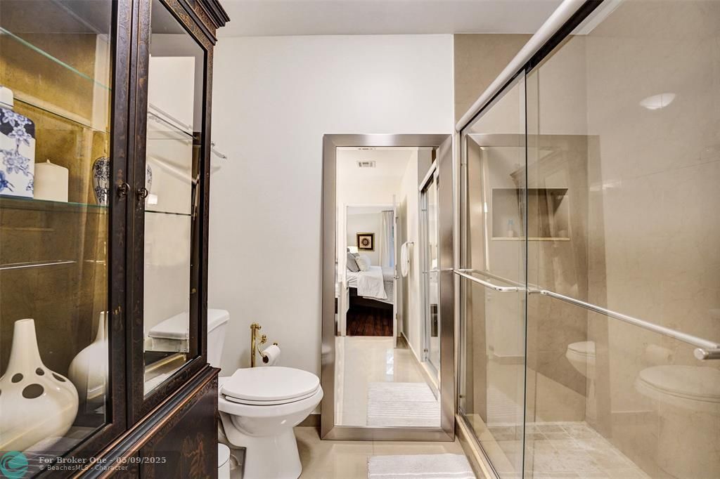 En Venta: $619,000 (2 camas, 2 baños, 1760 Pies cuadrados)
