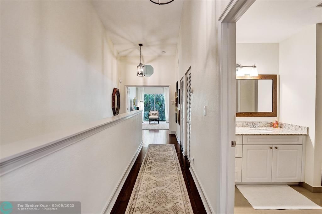 En Venta: $619,000 (2 camas, 2 baños, 1760 Pies cuadrados)