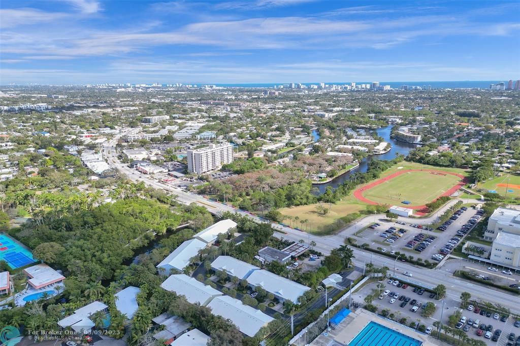 En Venta: $619,000 (2 camas, 2 baños, 1760 Pies cuadrados)