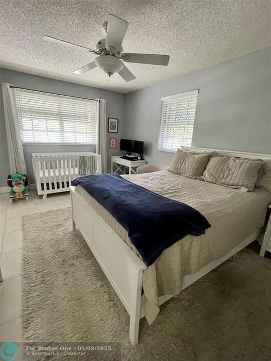 For Sale: $421,000 (3 beds, 2 baths, 1302 Square Feet)