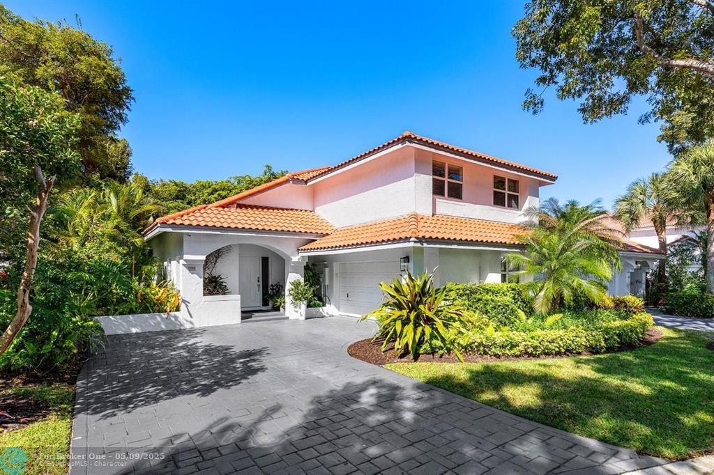For Rent: $10,000 (3 beds, 3 baths, 1835 Square Feet)