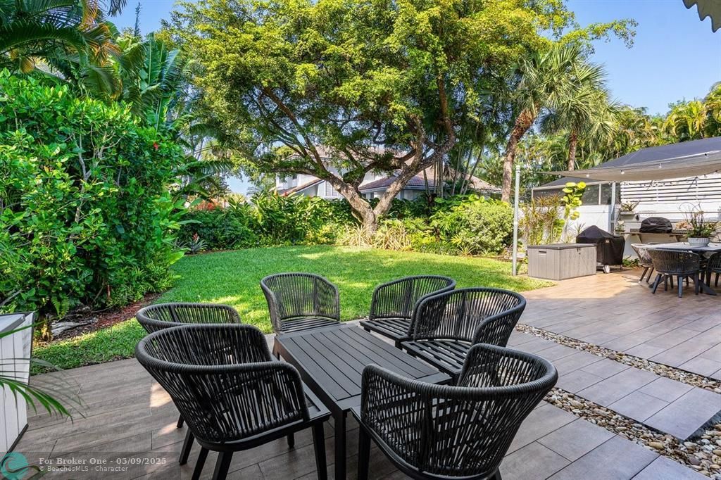 For Rent: $10,000 (3 beds, 3 baths, 1835 Square Feet)
