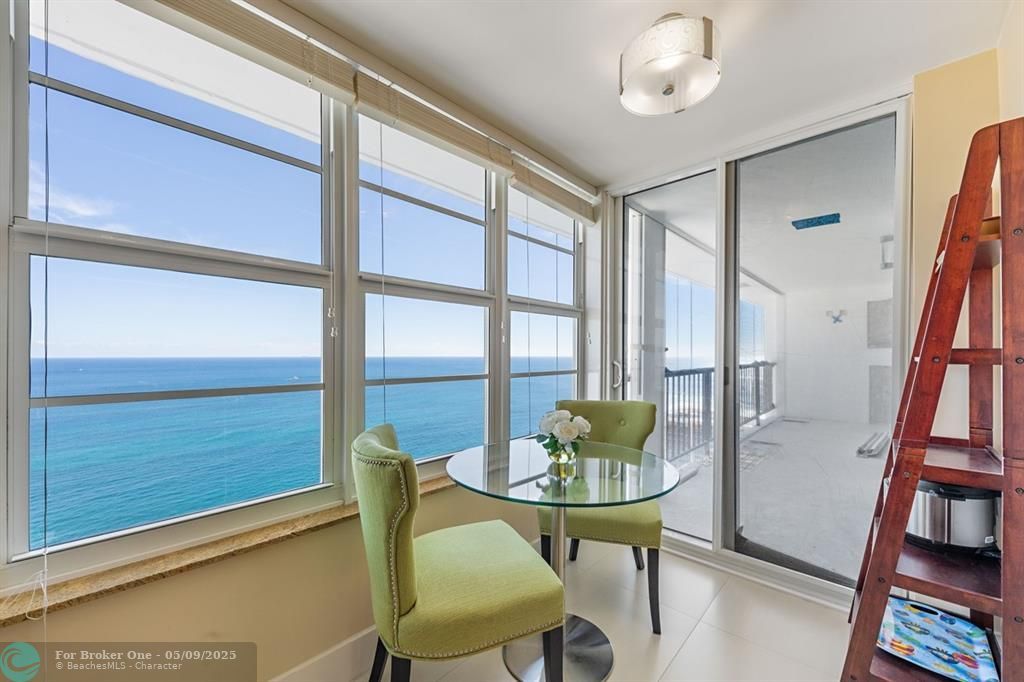 For Rent: $3,800 (2 beds, 2 baths, 1650 Square Feet)