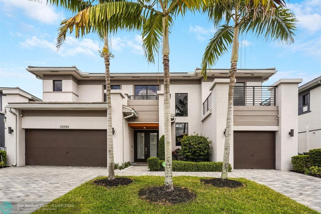 For Rent: $9,500 (6 beds, 7 baths, 4622 Square Feet)