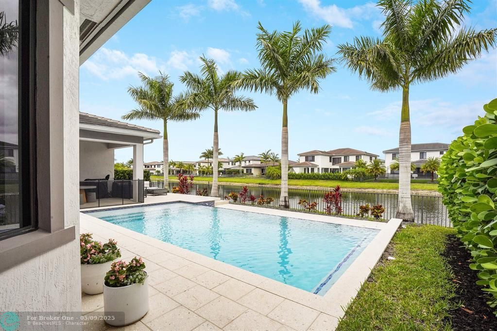 For Rent: $9,500 (6 beds, 7 baths, 4622 Square Feet)