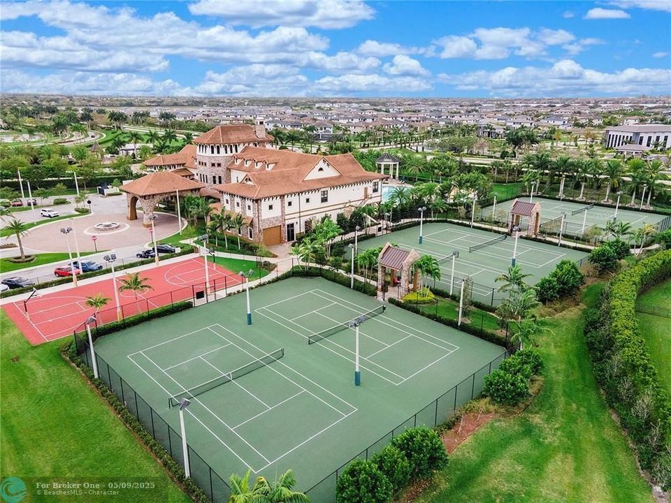 For Rent: $9,500 (6 beds, 7 baths, 4622 Square Feet)
