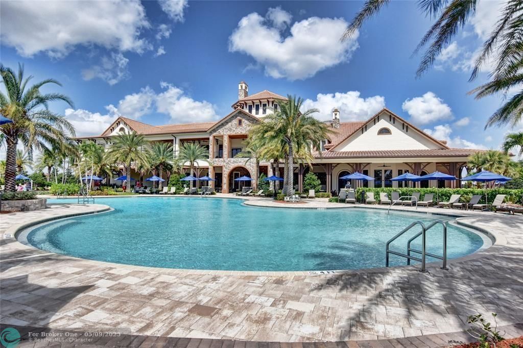 For Rent: $9,500 (6 beds, 7 baths, 4622 Square Feet)